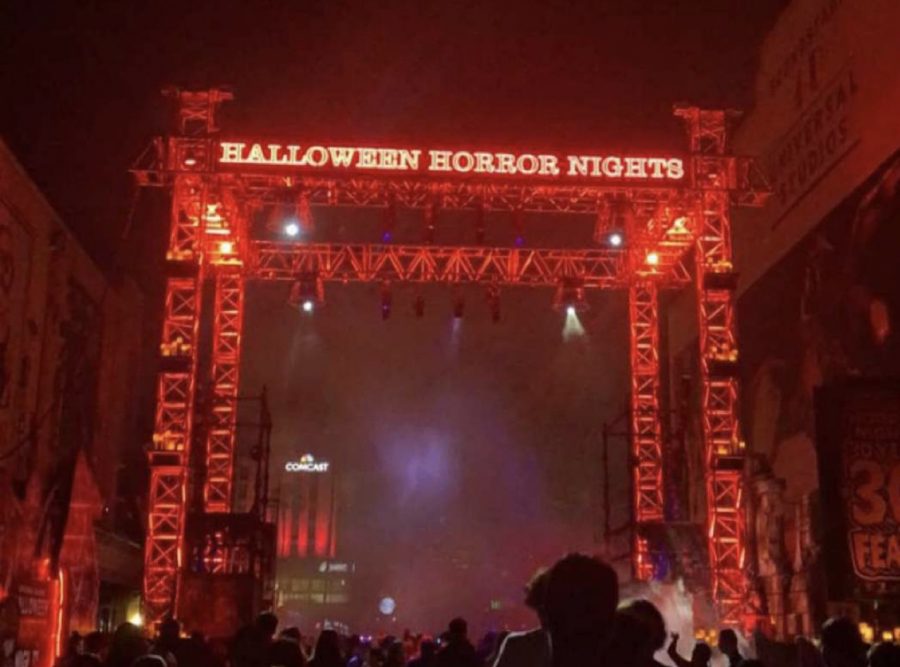 Halloween+Horror+Nights+is+an+event+that+occurs+at+Universal+Studios+between+Sept.+3+and+Oct.+31+that+provides+people+with+the+opportunity+to+walk+through+up+to+ten+haunted+houses%2C+ride+roller+coasters%2C+and+interact+with+performers+all+after+hours.+The+30th+anniversary+of+Halloween+Horror+Nights+lived+up+to+its+renowned+position+as+one+of+the+largest+%E2%80%9Cscare-fests%E2%80%9D+in+the+world%2C+as+the+performers+went+above+and+beyond+many+people%E2%80%99s+expectations%2C+despite+the+safety+precautions+put+in+place.