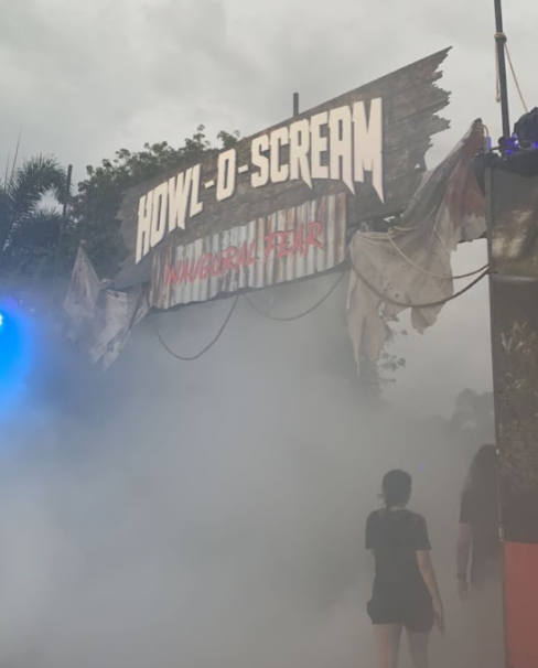Beginning Sept. 10, Howl-O-Scream opened for its first frightening night at SeaWorld. While it was the parks’ first year hosting the event, Busch Gardens, a neighboring amusement park owned by SeaWorld, has been doing something similar since 1999. 