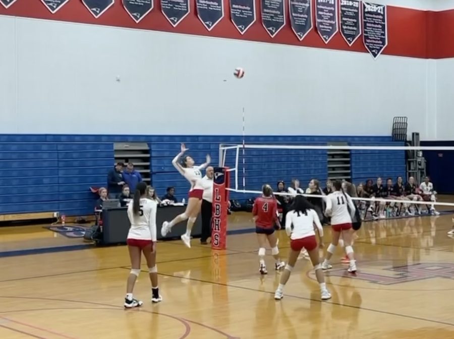 Girls+volleyball+went+to+districts+on+the+week+of+Oct.+17.+With+many+weeks+of+preparation%2C+the+Patriots+were+able+to+secure+the+district+level+win.