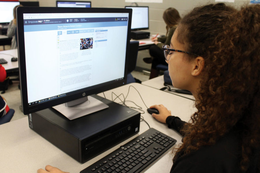 Sophomore Anisa Velazquez works on an Achieve3000 article to prepare for the FSA reading test. English, science, and history classes use the program to help students understand informational texts and prepare for the standardized exam this spring.