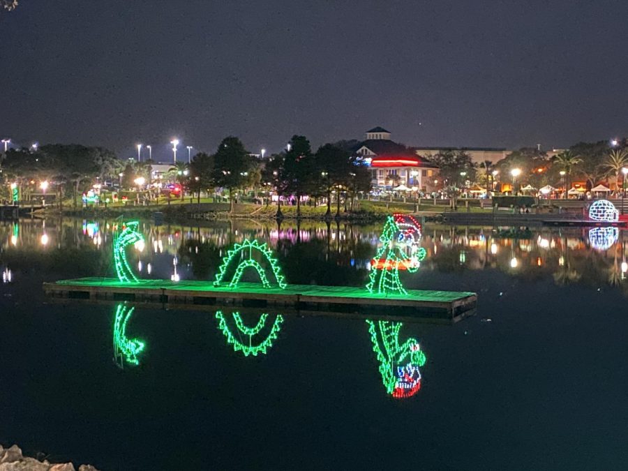 The holiday lights at Cranes Roost, which are sponsored by Duke Energy, feature many animated structures, like an elf petting a reindeer, or the highly enjoyable dragon. “Cranes Roost [is my favorite place to see holiday lights], because there’s always some interactive moments or just lights everywhere around the lake,” freshman Reid Intro said. “It’s very interesting. The dragon [is my favorite], because its actually animated and the tail goes up and down, up and down like a little snake. It slithers, you know what I’m saying?”
