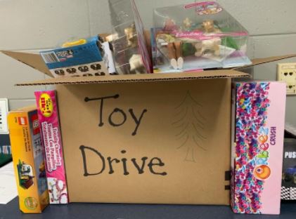 Starting around Nov. 16th, the annual “Help the Kids Toy Drive” commenced. Students could donate to boxes placed in their classes to be picked up by senior Isabel Miguez, who hosted the drive. Over the past three years, she has developed a passion for coordinating the event. “I think that it’s what I'm meant to do,” Miguez said. “It was an experience that I wouldn't change anything about. I love to help other people and I love organizing things that can benefit others and the community.”