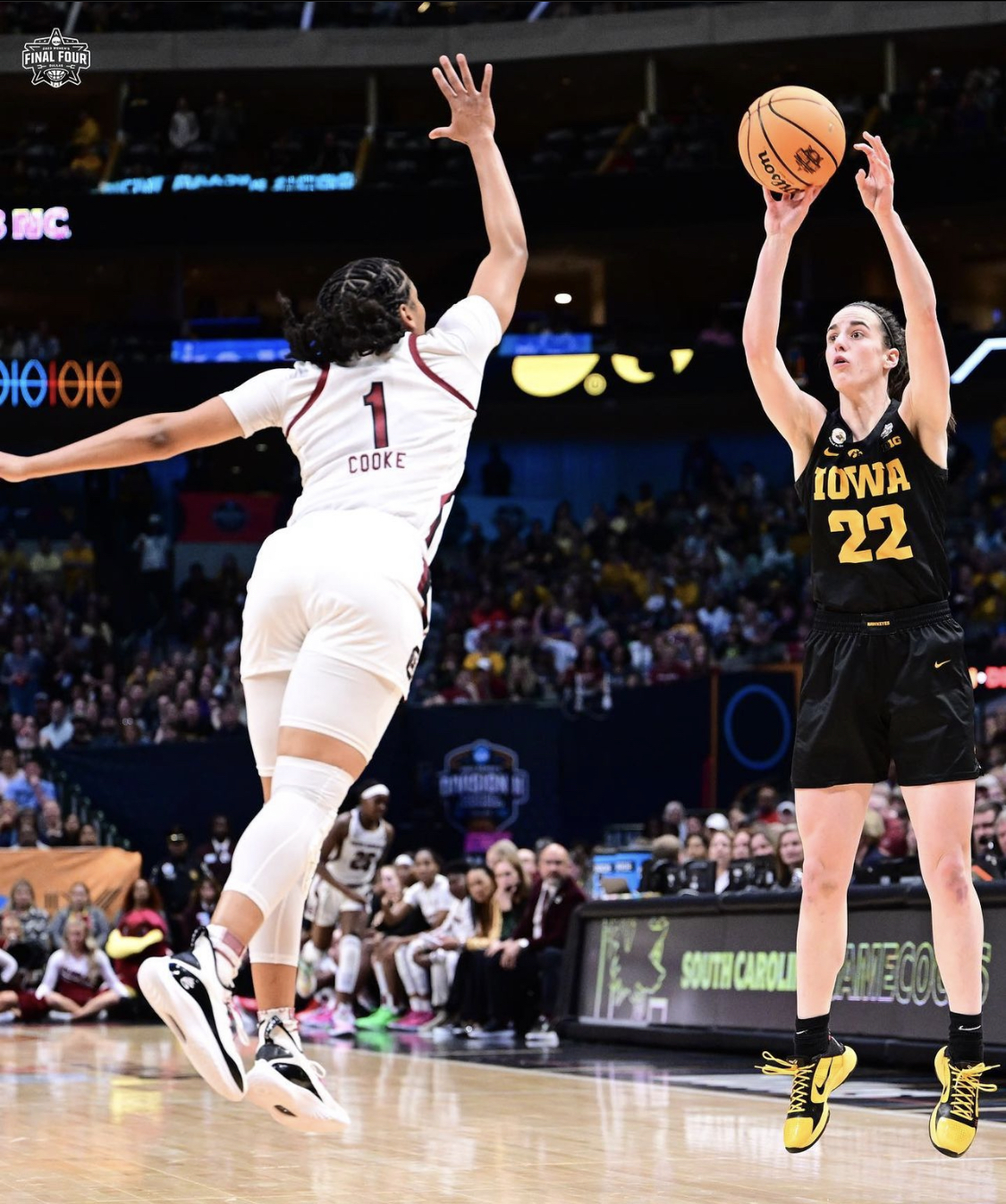 Opinion  Iowa's Caitlin Clark is jaw-droppingly good in the NCAA